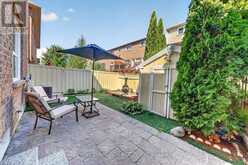 82 BURGESS CRESCENT | Newmarket Ontario | Slide Image Thirty-eight