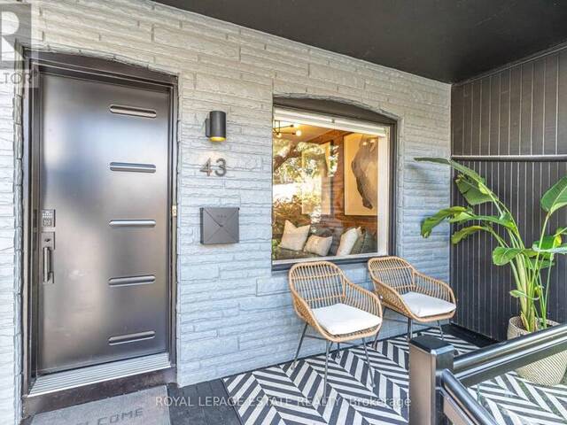 43 FAIRFORD AVENUE Toronto Ontario, M4L 2J9 - 3 Bedrooms Home For Sale