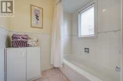 756 KINGSMERE AVENUE | Newmarket Ontario | Slide Image Thirty