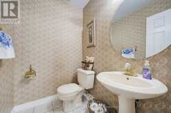 756 KINGSMERE AVENUE | Newmarket Ontario | Slide Image Nine