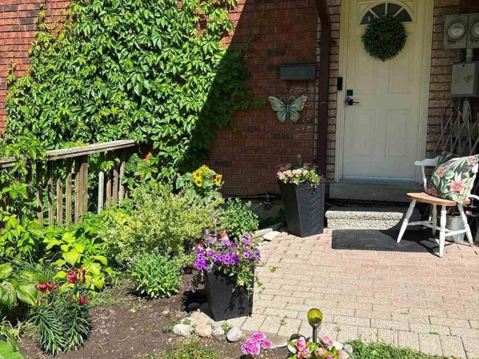 4 - 47 LOGGERS RUN, Barrie, Ontario L4N 6W3