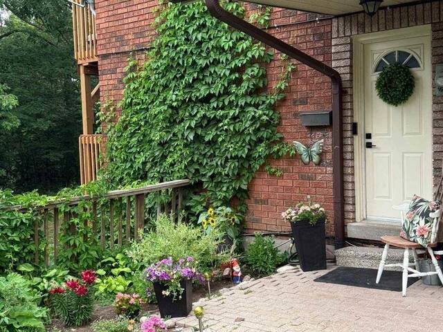 4 - 47 LOGGERS RUN Barrie Ontario, L4N 6W3 - 2 Bedrooms Condo For Sale