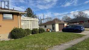 979 WELLINGTON STREET | Sarnia Ontario | Slide Image Twenty