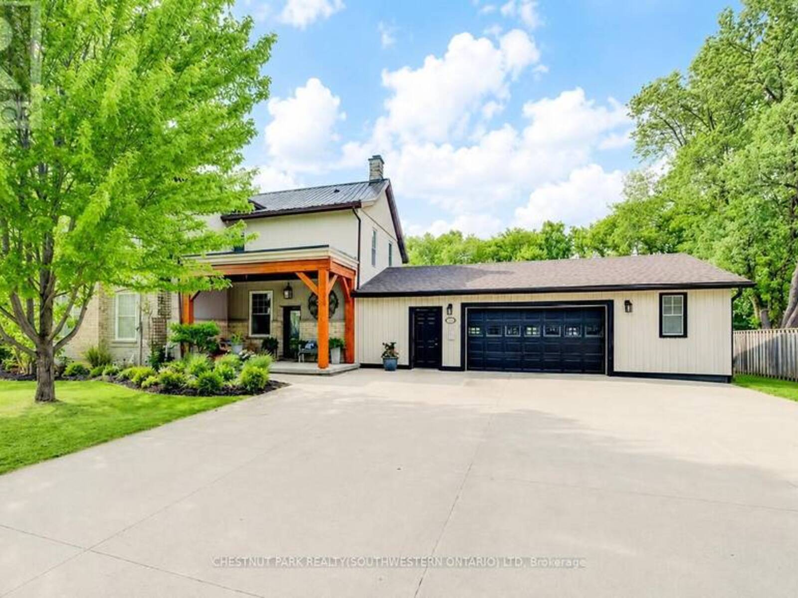 35 SCHWEITZER STREET, Kitchener, Ontario N2K 1B5