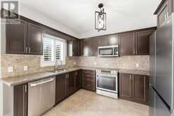 51 WHITWORTH TERRACE | Hamilton Ontario | Slide Image Nineteen