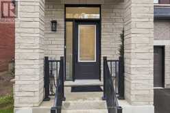 46 FISH DRIVE | Aurora Ontario | Slide Image Two