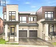 46 FISH DRIVE | Aurora Ontario | Slide Image One