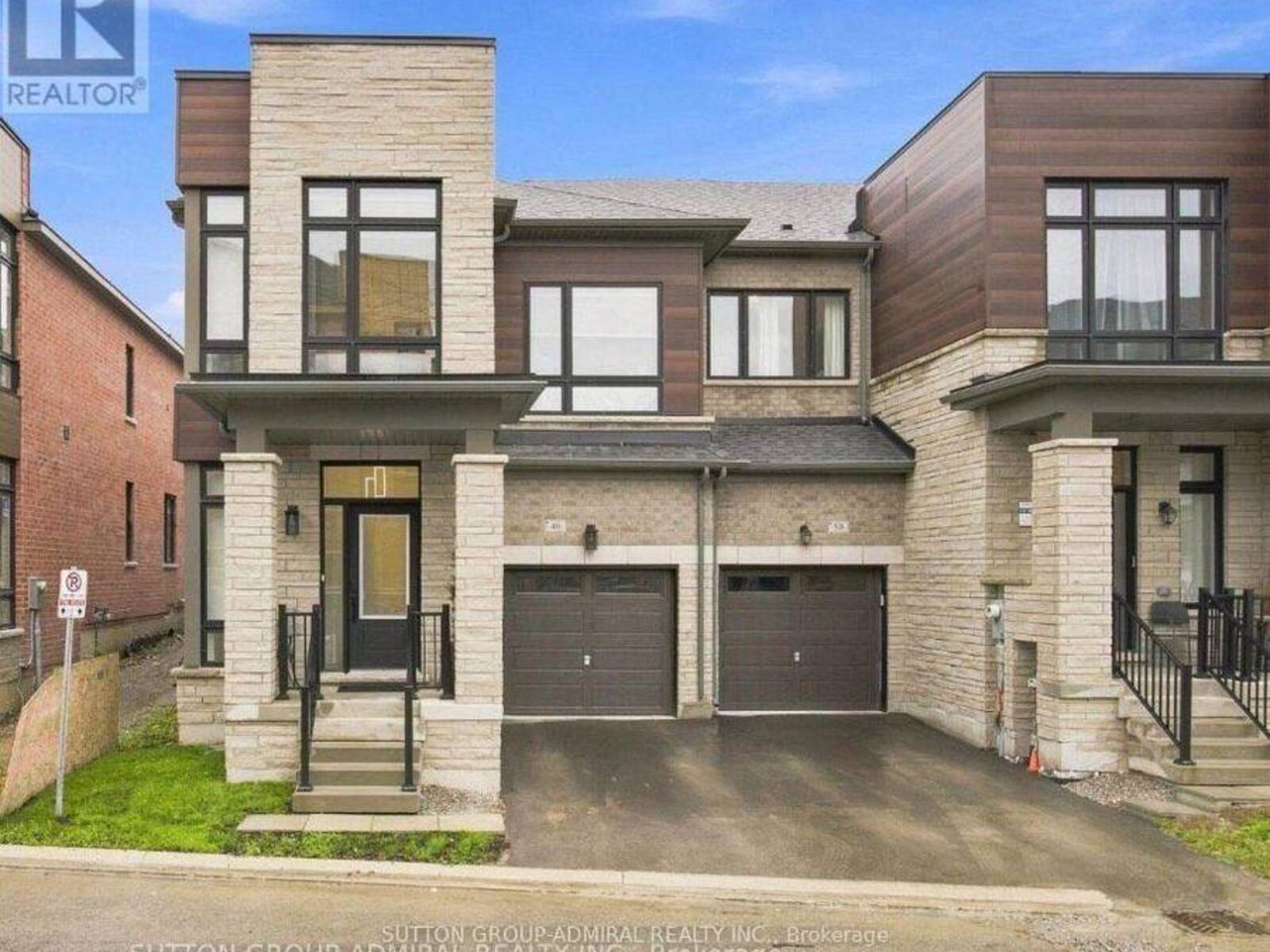 46 FISH DRIVE, Aurora, Ontario L4B 4A7
