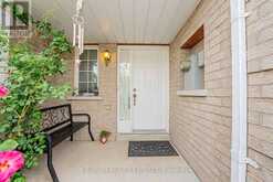 6039 COXSWAIN CRESCENT | Mississauga Ontario | Slide Image Three