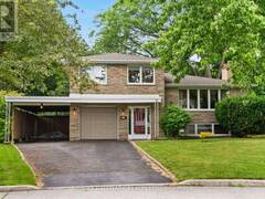 17 GREENYARDS DRIVE Toronto Ontario, M2M 2R7