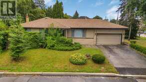 2 CASWELL DRIVE | Toronto Ontario | Slide Image One