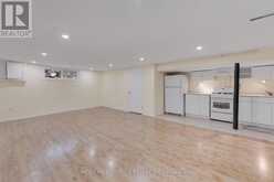 2 CASWELL DRIVE | Toronto Ontario | Slide Image Twenty