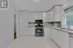 2 CASWELL DRIVE | Toronto Ontario | Slide Image Eight