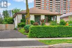 41 STRATHAVON DRIVE | Toronto Ontario | Slide Image Two