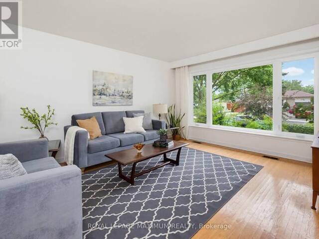 41 STRATHAVON DRIVE Toronto Ontario, M9V 2H4 - 4 Bedrooms Home For Sale