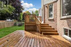 15 CLOSS SQUARE | Aurora Ontario | Slide Image Forty-eight