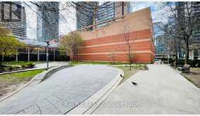 607 - 889 BAY STREET | Toronto Ontario | Slide Image Twenty