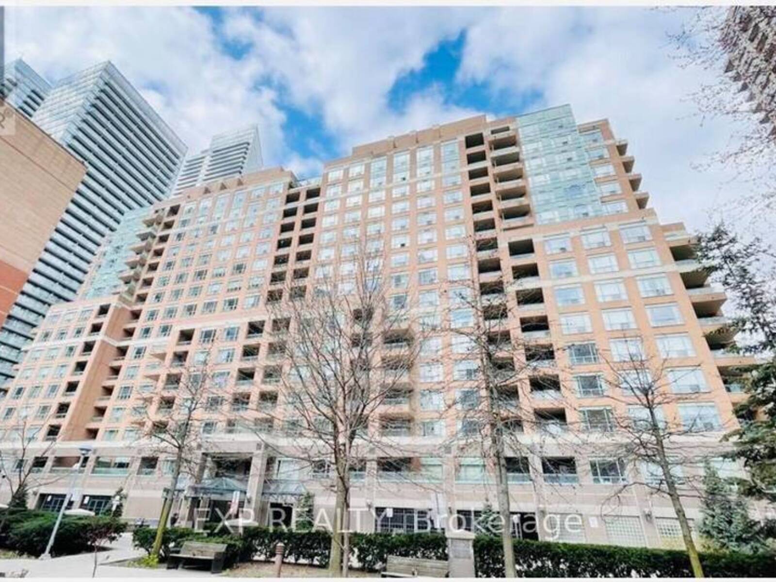 607 - 889 BAY STREET, Toronto, Ontario M5S 3K5