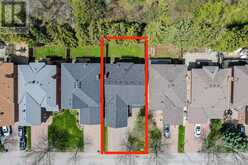24 LOYAL BLUE CRESCENT | Richmond Hill Ontario | Slide Image Three