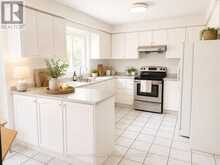 24 LOYAL BLUE CRESCENT | Richmond Hill Ontario | Slide Image Eight