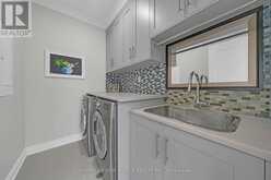 10 STANCROFT DRIVE | Richmond Hill Ontario | Slide Image Thirty-two