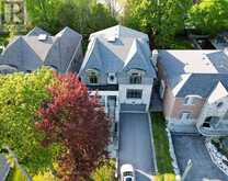 10 STANCROFT DRIVE | Richmond Hill Ontario | Slide Image Three