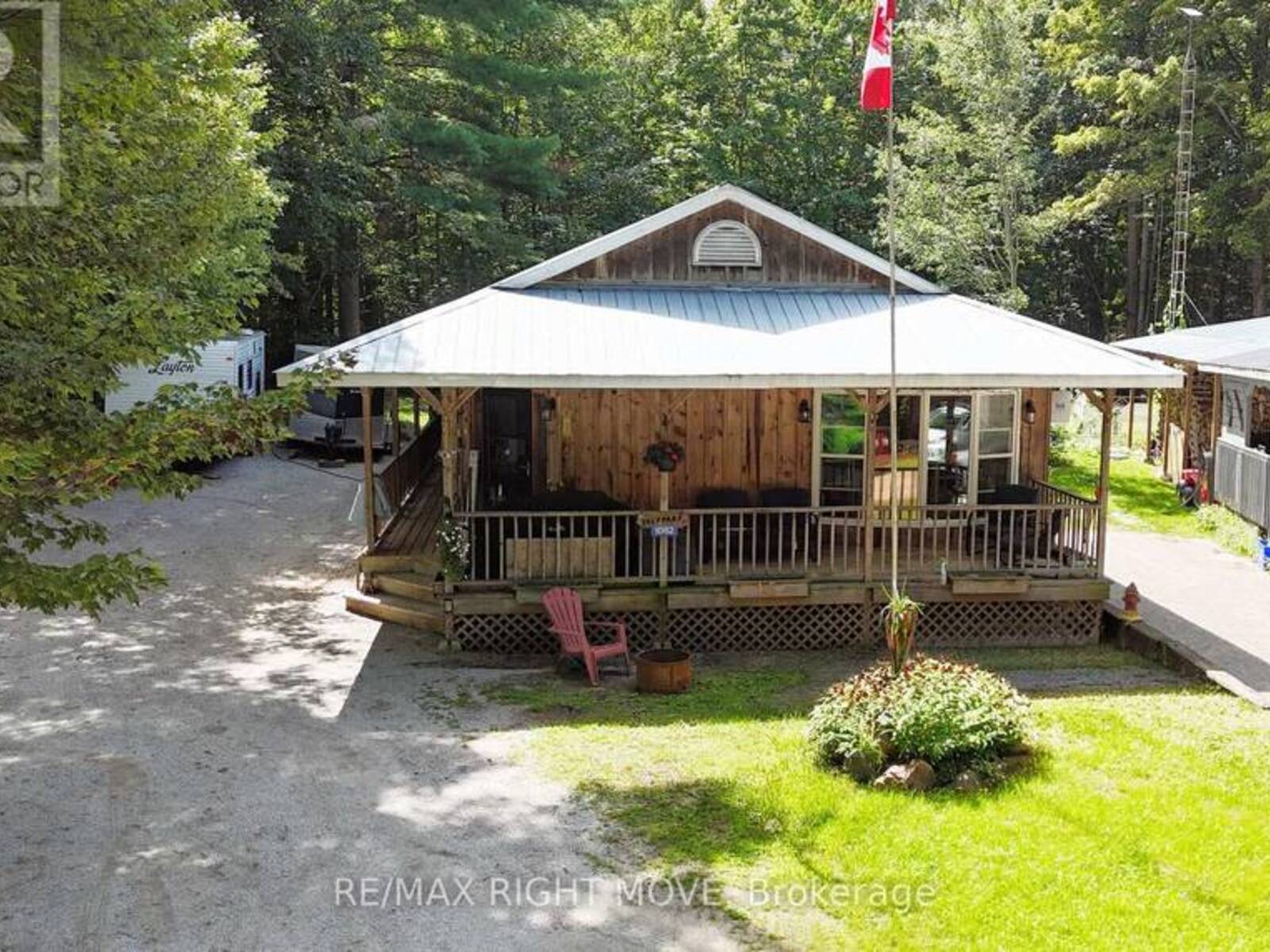 1062 4 SEASONS ROAD, Gravenhurst, Ontario P0E 1N0