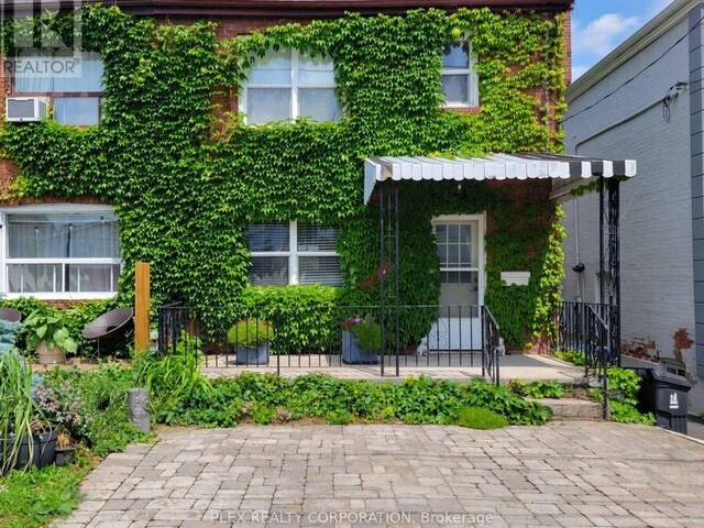 357 VICTORIA PARK AVENUE Toronto Ontario, M4E 3S9 - 4 Bedrooms Home For Sale