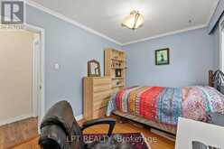 31 PATRICK DRIVE | Aurora Ontario | Slide Image Twenty