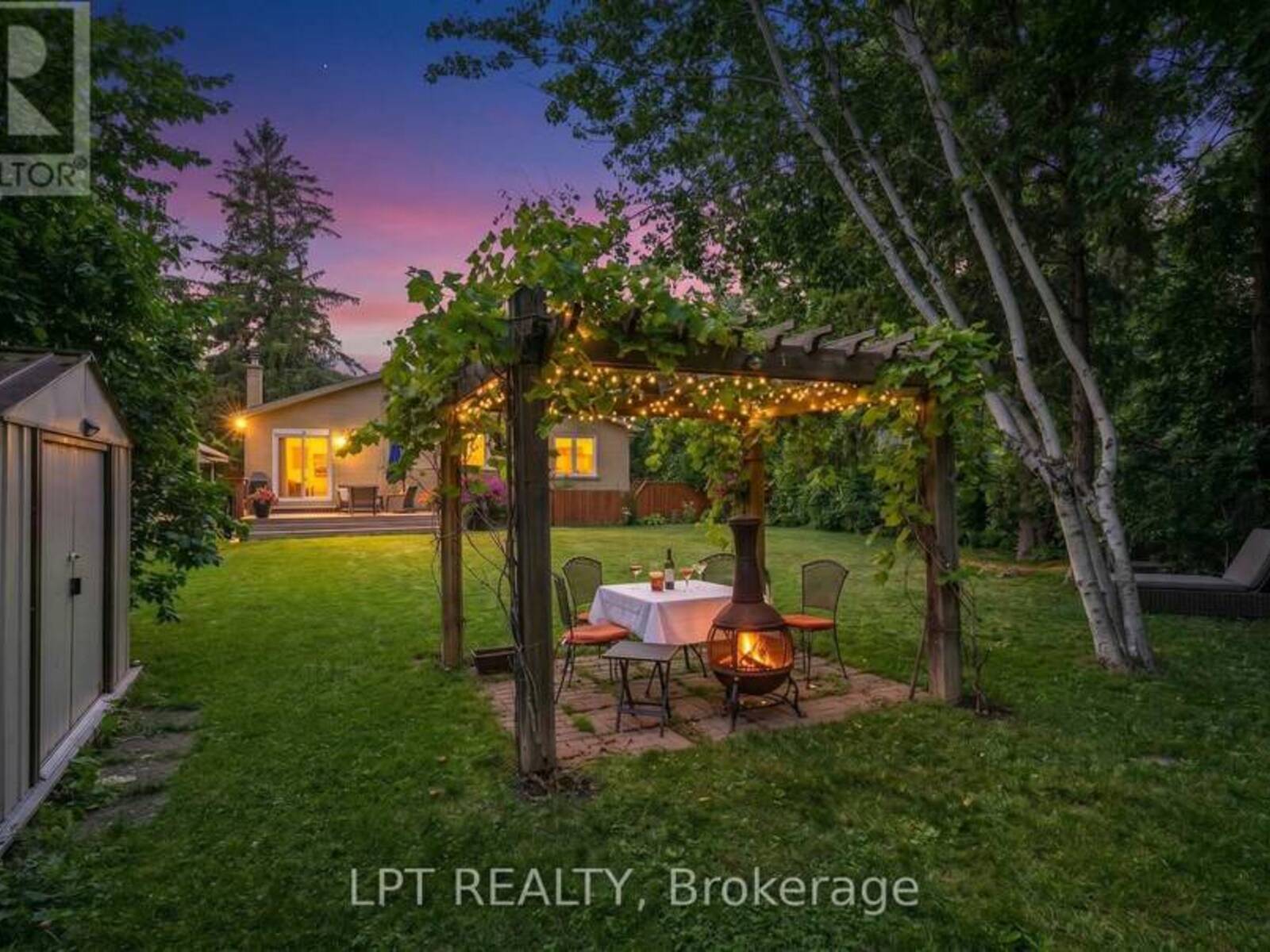 31 PATRICK DRIVE, Aurora, Ontario L4G 2A6