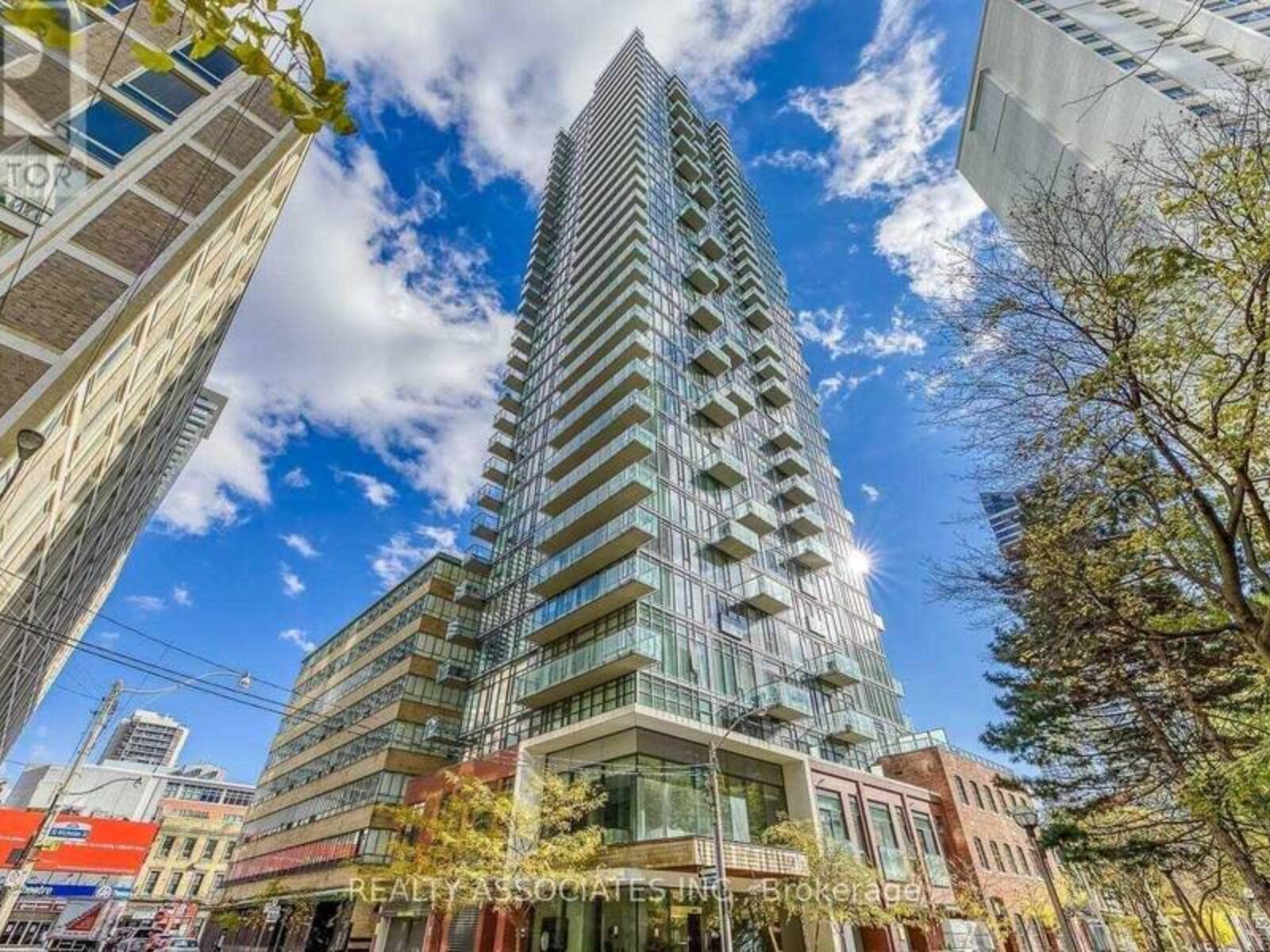 1605 - 75 ST NICHOLAS STREET, Toronto, Ontario M4Y 0A5