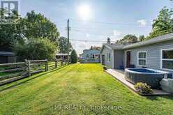 357 LAKE DRIVE N | Georgina Ontario | Slide Image Thirty-two