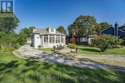 357 LAKE DRIVE N | Georgina Ontario | Slide Image Seven