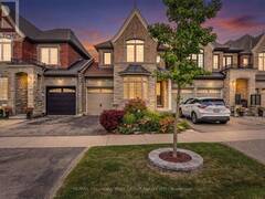 36 ALEX CAMPBELL CRESCENT King Ontario, L7B 1K9