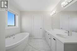 10 KINGSBURY TRAIL | Barrie Ontario | Slide Image Thirty-four