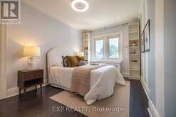 86 WILLOWBANK BOULEVARD | Toronto Ontario | Slide Image Seventeen