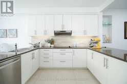 82 WOODBINE AVENUE | Toronto Ontario | Slide Image Nine