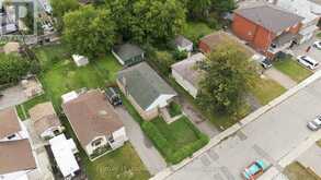 67 PITT AVENUE | Toronto Ontario | Slide Image Five