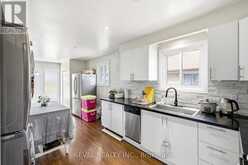 17 AMBERJACK BOULEVARD | Toronto Ontario | Slide Image Ten