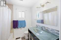 17 AMBERJACK BOULEVARD | Toronto Ontario | Slide Image Sixteen