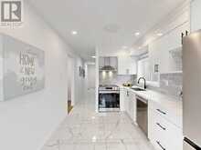 3 NEW PORT WAY | Markham Ontario | Slide Image Nine