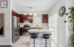 39 FLURRY CIRCLE | Brampton Ontario | Slide Image Fifteen