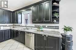 54 ORANGEBLOSSOM TRAIL | Brampton Ontario | Slide Image Ten