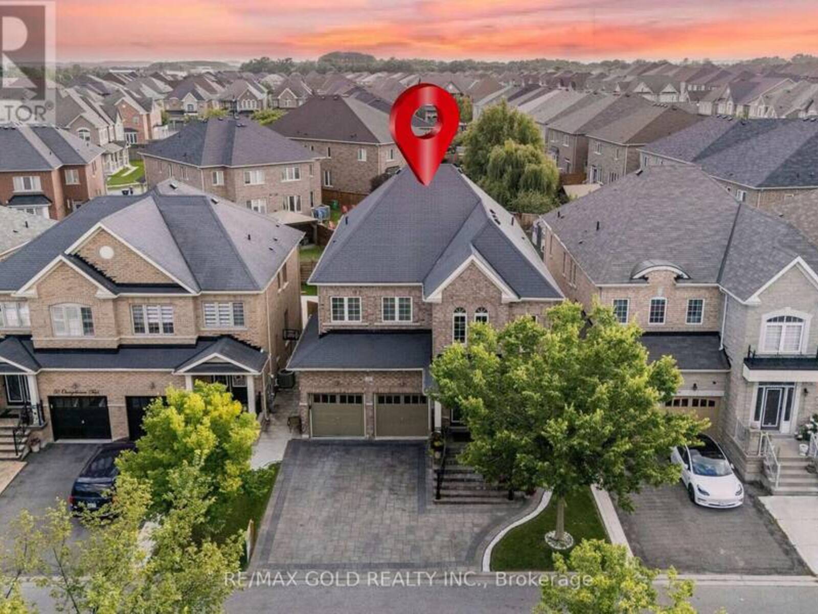 54 ORANGEBLOSSOM TRAIL, Brampton, Ontario L6X 3B5