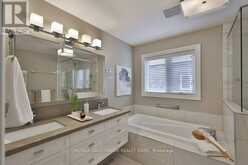 86 FORSYTHE STREET | Oakville Ontario | Slide Image Thirty
