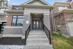 9 SANDHILL CRESCENT | New Tecumseth Ontario | Slide Image Three