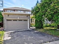 15 EL DORADO STREET Richmond Hill Ontario, L4C 0G9
