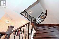 15 EL DORADO STREET | Richmond Hill Ontario | Slide Image Eighteen