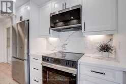 417 - 20 HARDING BOULEVARD W | Richmond Hill Ontario | Slide Image Thirteen