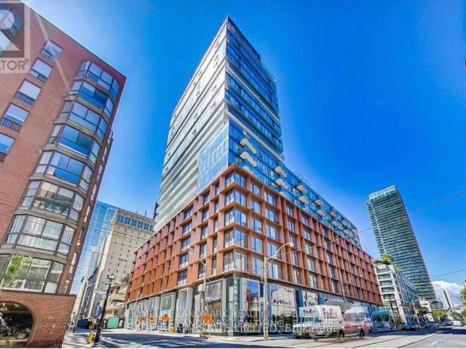 1703 - 60 COLBORNE STREET, Toronto, Ontario M5E 0B7